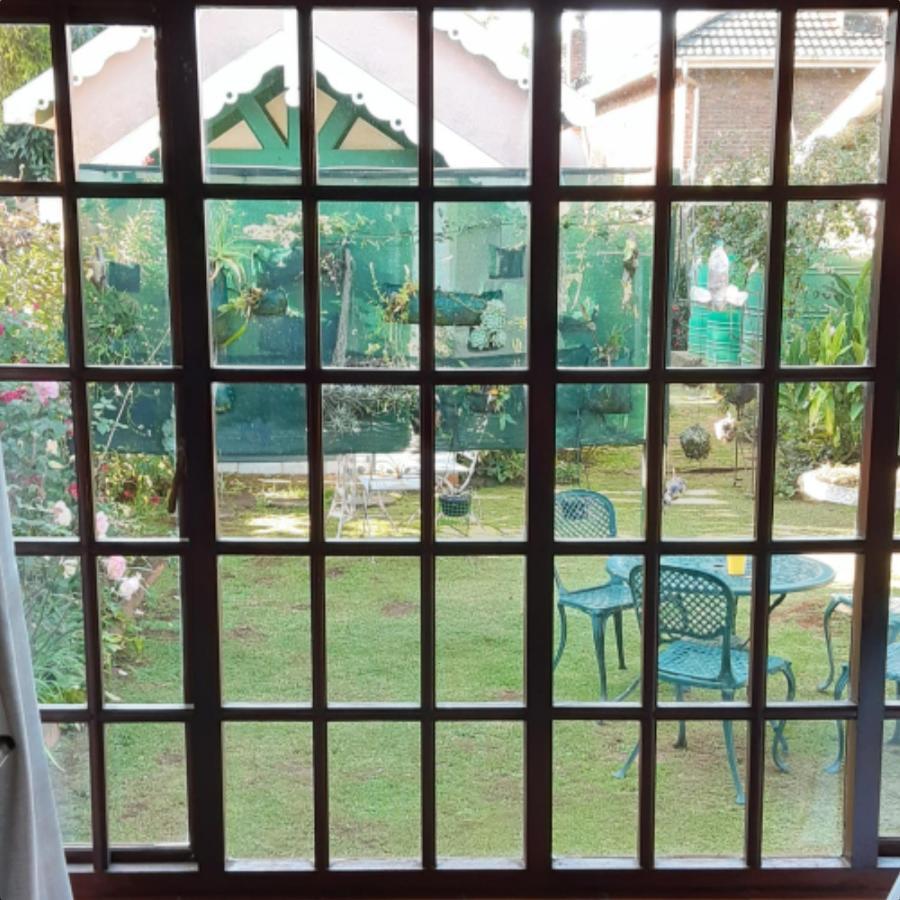 Bed & Breakfast Westlodge At 4*