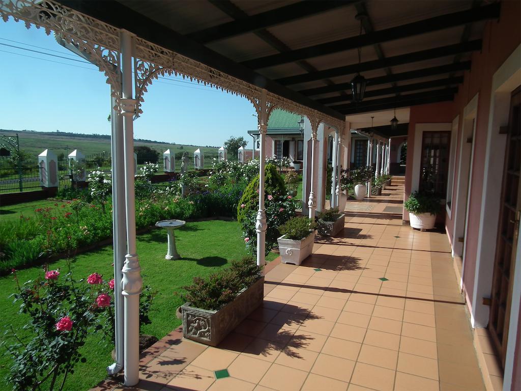 Bed & Breakfast Westlodge At 4*